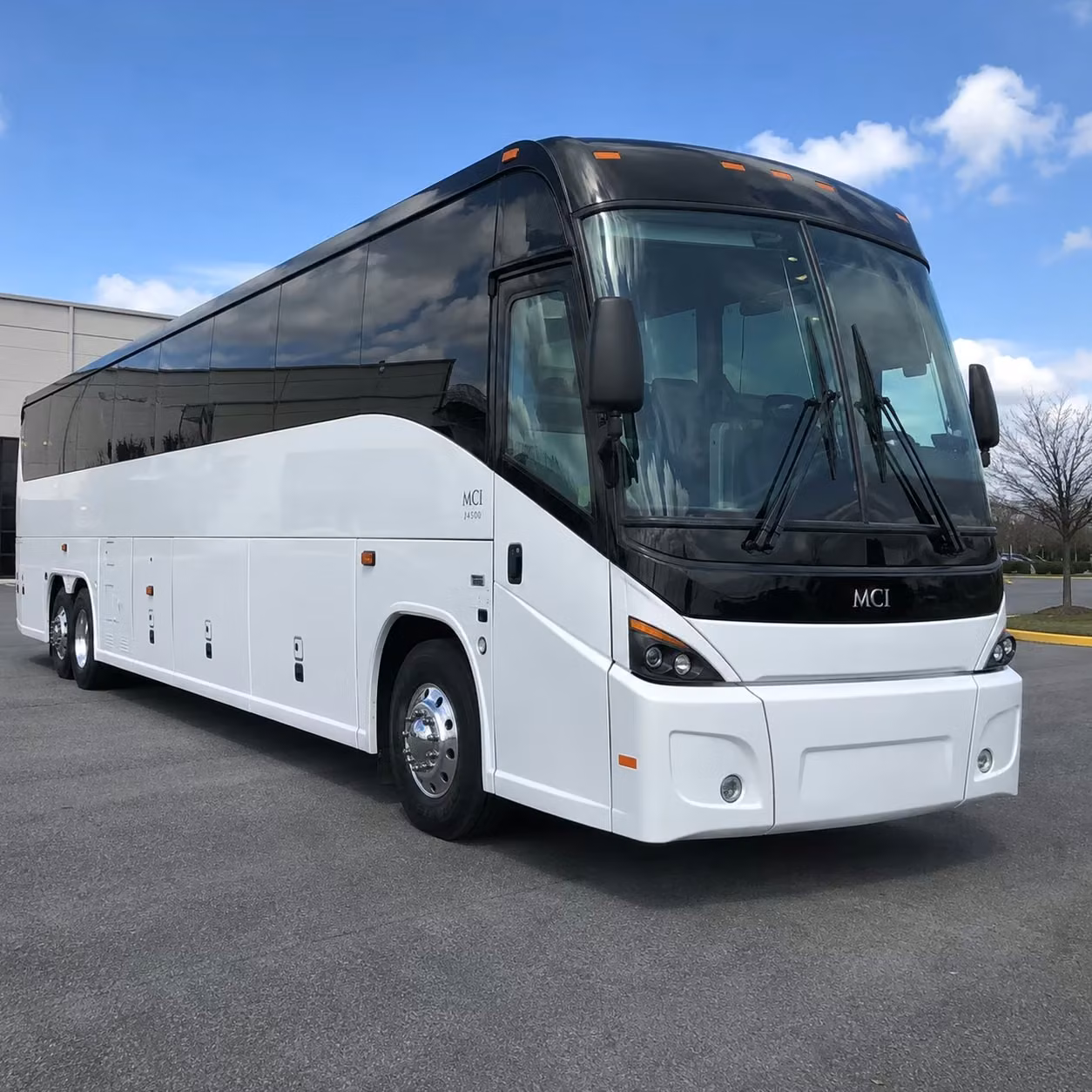 charterbusrentalelpasotx com puts manufacturing and logistics workers in el paso s lower valley on the road without the headache