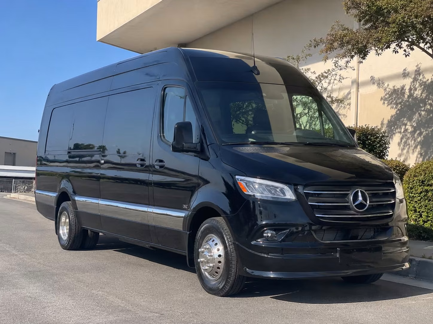 el paso sprinter limo rental
