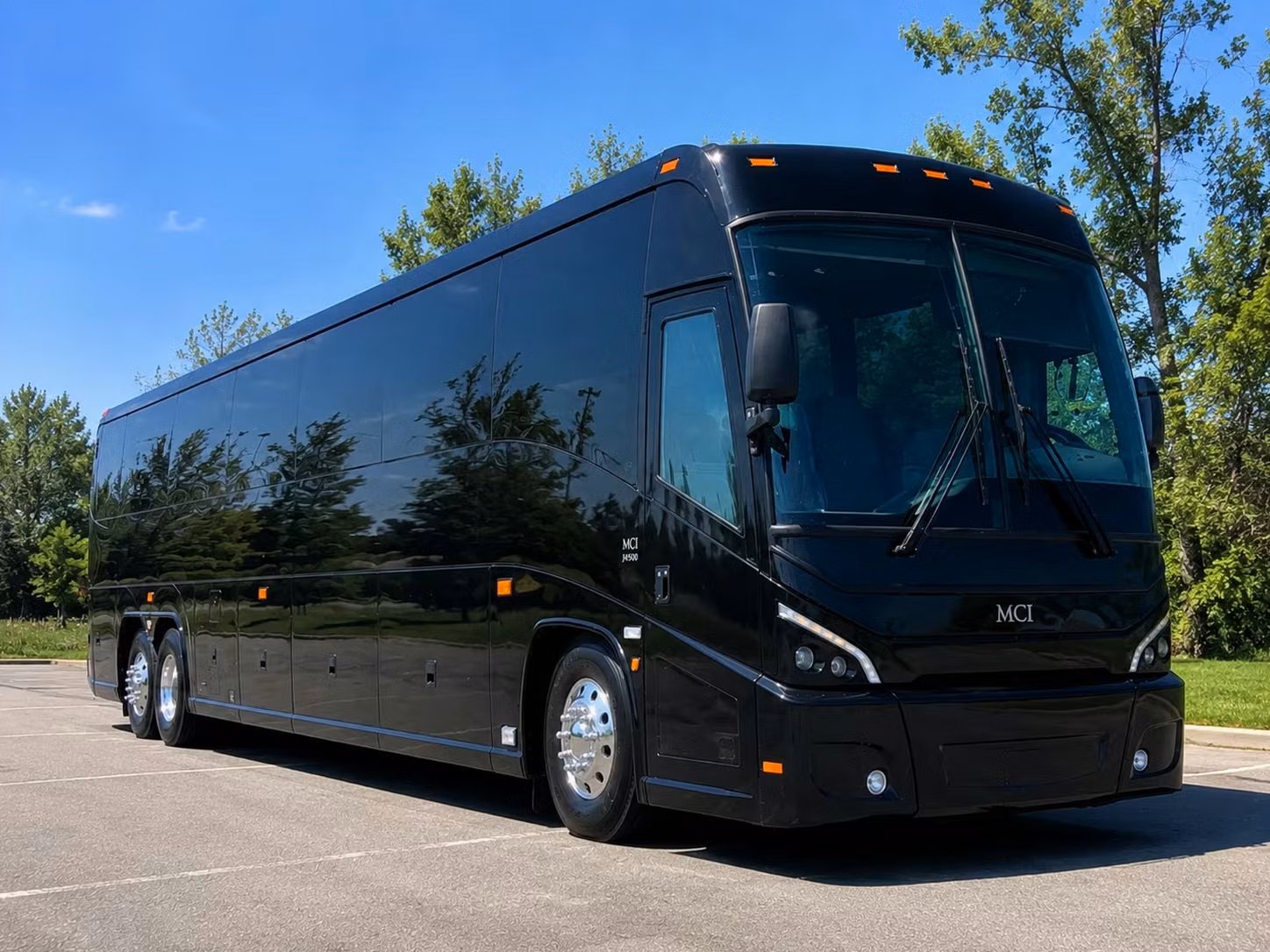 ready to lock in your el paso prom transportation before the best buses are gone